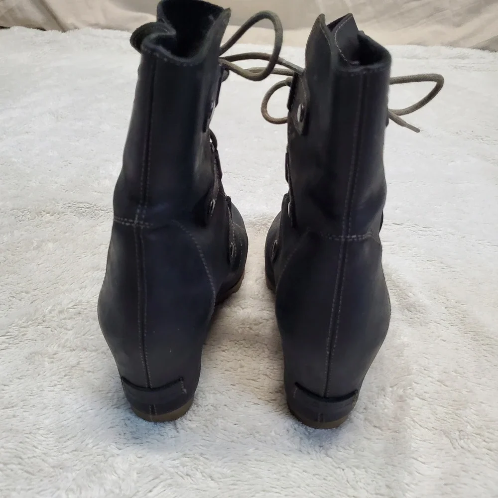 Sorel Black Leather‎ Joan of Arctic Grunge Casual Whimsigoth Wedge Boots 8.5